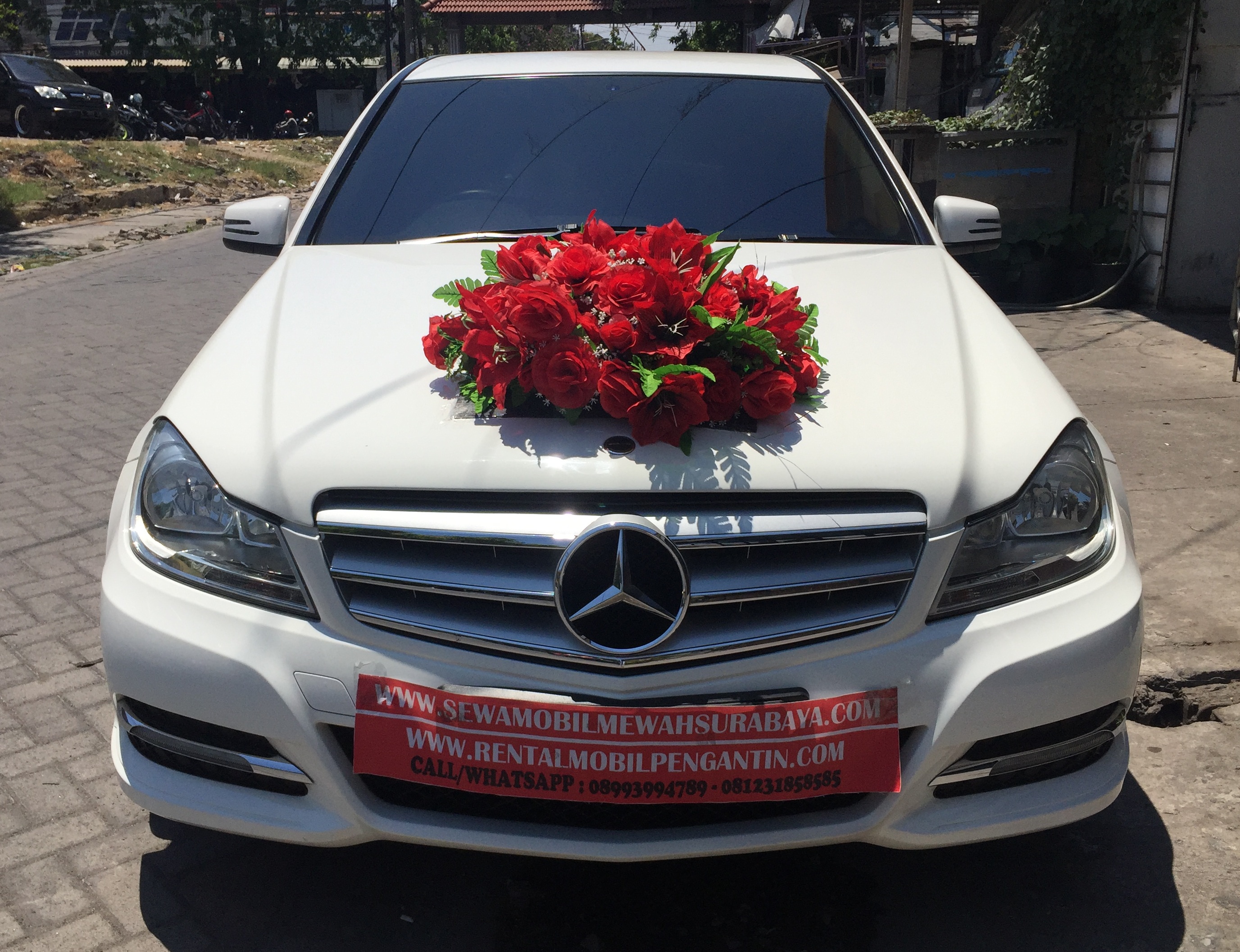 Sewa Mobil Pengantin Surabaya, Rental Mobil Pengantin Surabaya, Wedding Car Surabaya, Sewa Mobil Mewah Surabaya, Sewa Alphard Surabaya, Sewa Mobil Alphard Surabaya, Rental Alphard Surabaya, Rental Mobil Alphard Surabaya