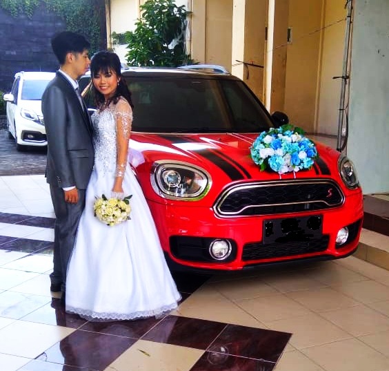 Sewa Alphard Surabaya, Sewa Mobil Alphard Surabaya, Rental Alphard Surabaya, Rental Mobil Alphard Surabaya, Wedding Car Surabaya, Sewa Mobil Mewah Surabaya, Sewa Sprinter Surabaya, Sewa Land Cruiser Surabaya, Sewa Hiace Surabaya, Sewa Hiace Luxury Surabaya